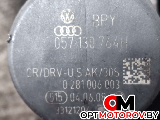 Топливная рампа  Volkswagen Passat B6 2008 03L089, 057130764H, 0281006003, 03L906051, 0905532458 #2