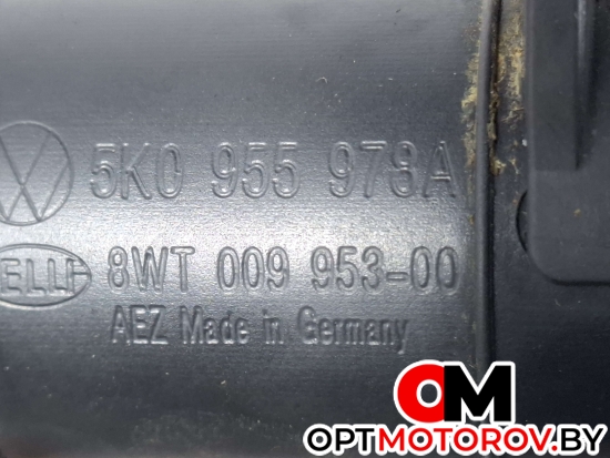 Омыватель правой фары  Volkswagen Golf GTI 6 поколение 2012 5K0955978A, 8WT00995300 #3