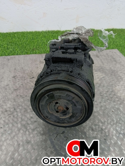 Клапан EGR  Mercedes-Benz C-Класс W203/S203/CL203 [рестайлинг] 2005 A0012305611 #1