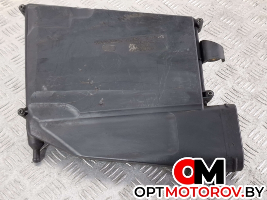 Корпус воздушногo фильтра  Mercedes-Benz E-Класс W211/S211 [рестайлинг] 2006 A6420940204, A6420901801 #1