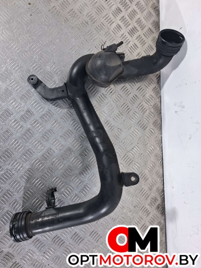 Патрубок интеркулера  Volkswagen Golf 5 поколение 2005 1K0145762, 1K0145770B, 0281002399, 038906051B #2