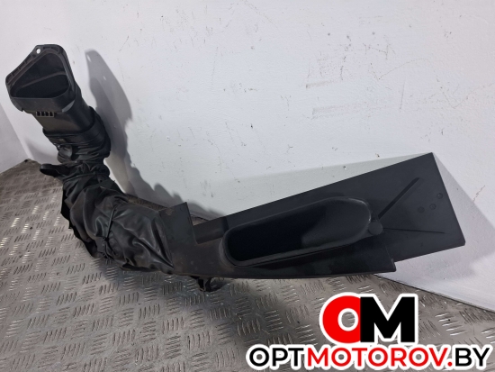 Воздухозаборник  Opel Insignia 1 поколение (A) 2009 31427891, 13288163, 55561770 #2