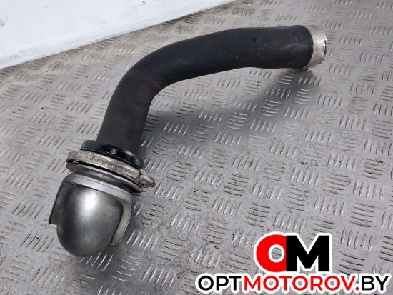 Патрубок интеркулера  Opel Insignia 1 поколение (A) 2012 VRBF20528C #2