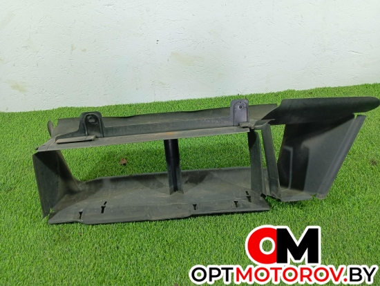 Дефлектор радиатора  Ford Focus 3 поколение 2012 BM518314c #1