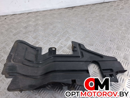 Дефлектор радиатора  Toyota Avensis 2 поколение (T250) [рестайлинг] 2007 5329305060 #4