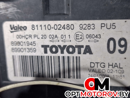 Фара правая  Toyota Auris 1 поколение 2008 8111002480, 89901945, 89901359 #3