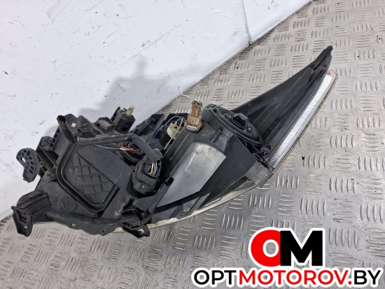 Фара правая  Toyota Auris 1 поколение 2008 8111002480, 89901945, 89901359 #6
