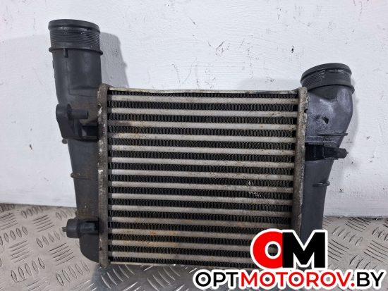 Интеркулер  Audi A4 B7 2007 8E0145805S, 8E0145805 #1