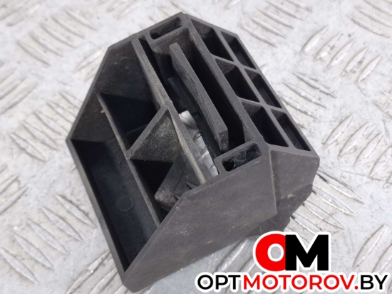 Крепление кассеты радиаторов  BMW 5 серия E60/E61 2006 7542517, 17117542517 #2