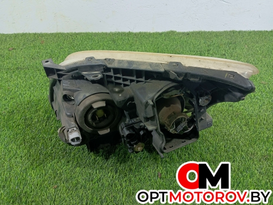Передняя панель (телевизор)  Toyota Avensis 2 поколение (T250) 2004 8113005162 #2