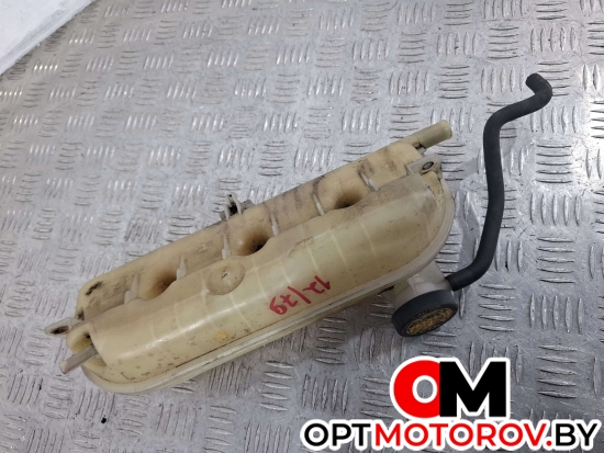 Бачок расширительный  Toyota Avensis 2 поколение (T250) [рестайлинг] 2008  #2