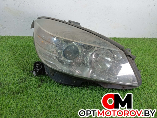 Фара левая  Mercedes-Benz C-Класс W204/S204 2010 A2048208661 #1