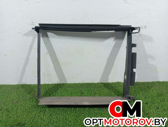 Дефлектор радиатора  Renault Sandero Stepway 2 поколение 2014 215596207R #2