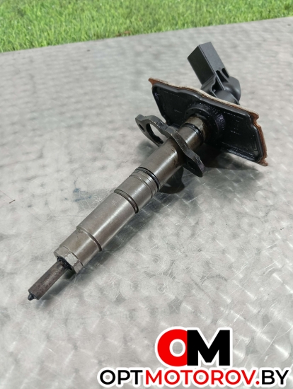 Форсунка топливная  Audi A4 B8/8K 2010 03L130277 #1