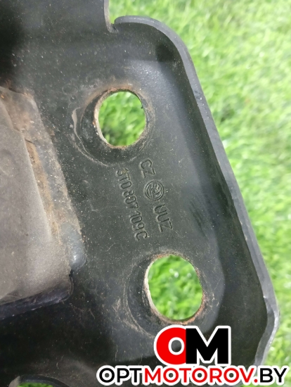 Накладка замка капота  Skoda Superb 2 поколение 2010 3T0807109C #2