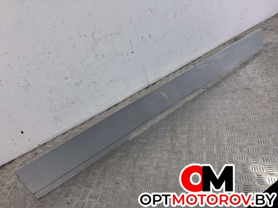 Молдинг крыла заднего правого  Volkswagen Transporter T5 2006 7H3843796E, 7H3843796 #1
