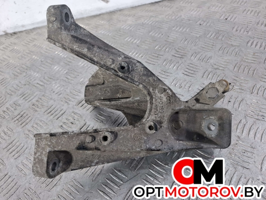 Кронштейн двигателя  Audi A6 4F/C6 2005 4F0199408P, 4F0199408 #1