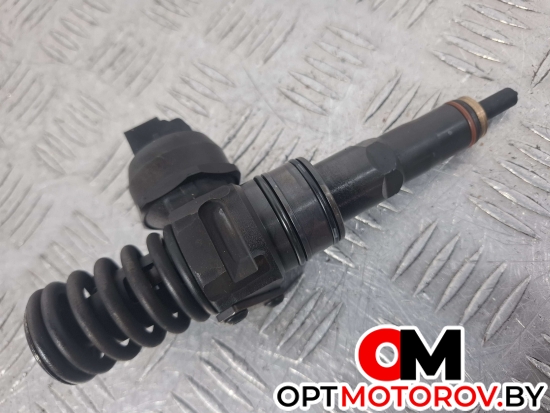 Форсунка топливная  Audi A4 B7 2008 038130073BJ, 0414720229 #1