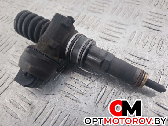 Форсунка топливная  Volkswagen Passat B5 [рестайлинг] 2005 038130073AJ, 0434720037 #2