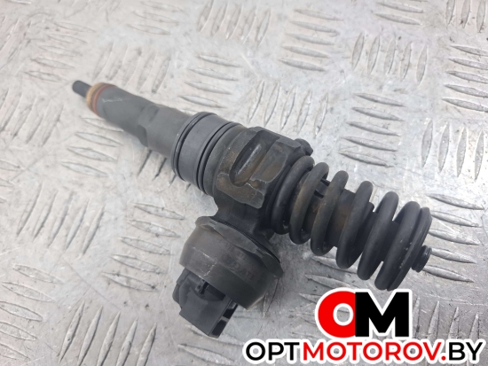 Форсунка топливная  Volkswagen Passat B5 [рестайлинг] 2005 038130073AJ, 0434720037 #2