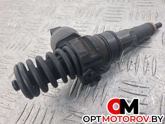 Форсунка топливная  Volkswagen Passat B5 [рестайлинг] 2005 038130073AJ, 0434720037 #2