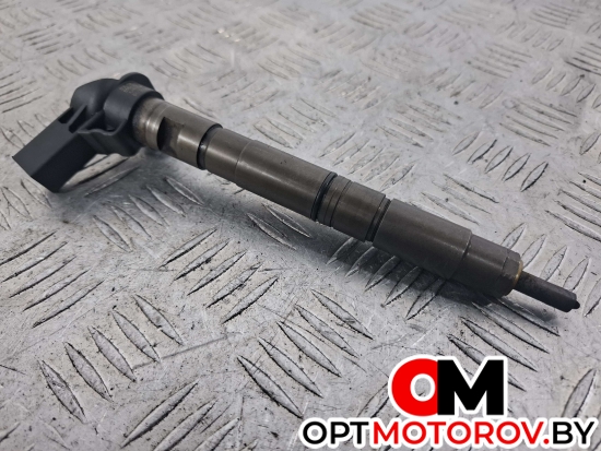 Форсунка топливная  Volkswagen Passat B6 2009 03L130277, 0445116030 #2
