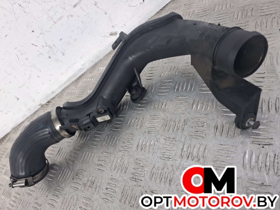 Патрубок интеркулера  Volkswagen Passat B6 2009 0281001501, 048906051C, 5N0145770A #1