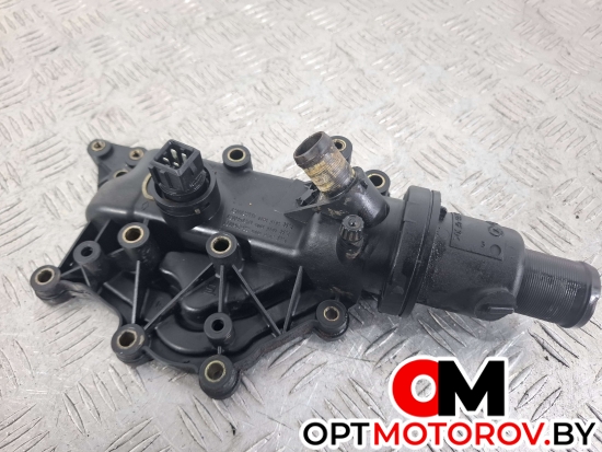 Корпус термостата  Renault Scenic 2 поколение 2005 8200023915, 8200158269, 8200453422 #1