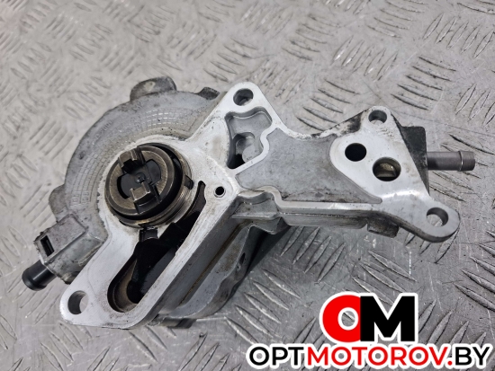Насос топливный  Volkswagen Golf 5 поколение 2006 038145209H #1