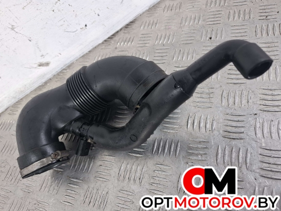 Патрубок воздушного фильтра  Mercedes-Benz C-Класс W203/S203/CL203 2003 6120940008 #1