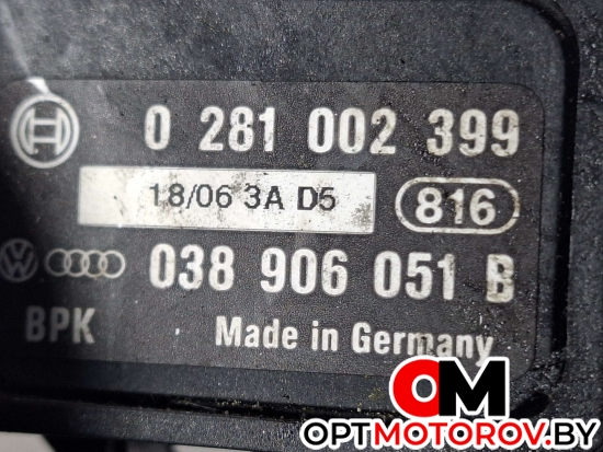 Датчик абсолютного давления  Volkswagen Golf 5 поколение 2006 0281002399, 038906051B #5