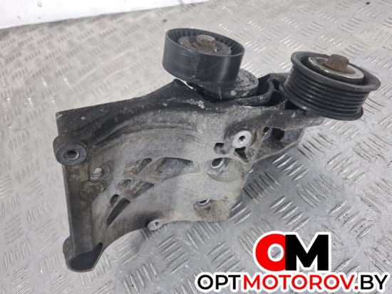 Кронштейн компрессора кондиционера  Opel Insignia 1 поколение (A) 2014 55582510 #7