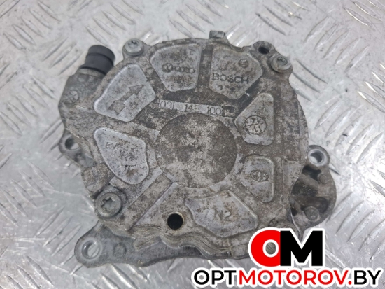 Вакуумный насос  Volkswagen Caddy 3 поколение [рестайлинг] 2014 03L145100F #1