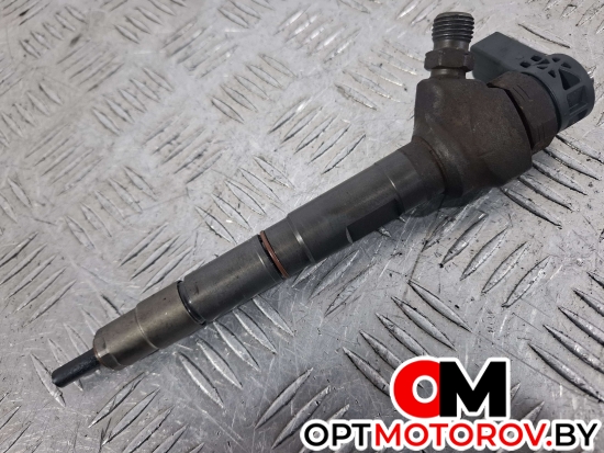 Форсунка топливная  Volkswagen Caddy 3 поколение [рестайлинг] 2014 0445110369, 03L130277J #1