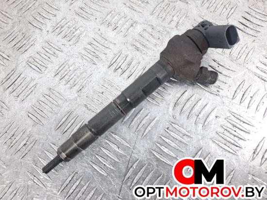 Форсунка топливная  Volkswagen Caddy 3 поколение [рестайлинг] 2014 0445110369, 03L130277J #1