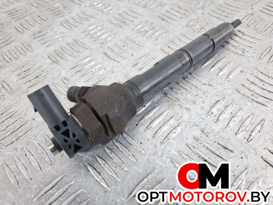 Форсунка топливная  Volkswagen Caddy 3 поколение [рестайлинг] 2014 0445110369, 03L130277J #2