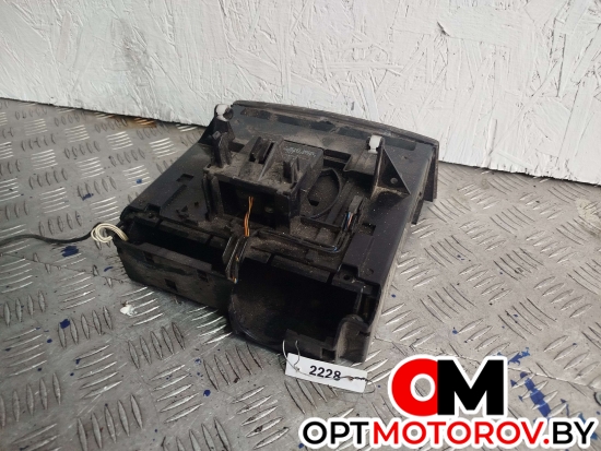 Кнопка аварийной сигнализации  Mercedes-Benz E-Класс W211/S211 2005 A2116800552 #2