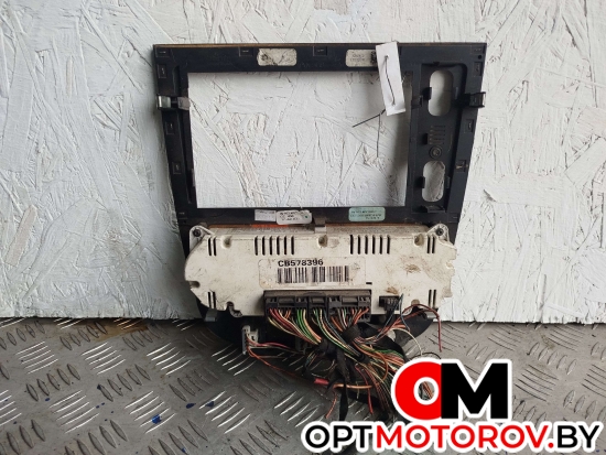 Рамка магнитолы  Mercedes-Benz M-Класс W163 2001 A1638204939 #2