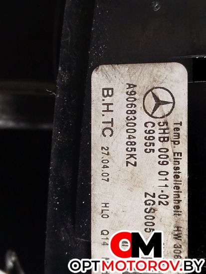 Блок управления печки/климат-контроля  Mercedes-Benz Sprinter 2 поколение (W906) 2008 A9068300485 #3