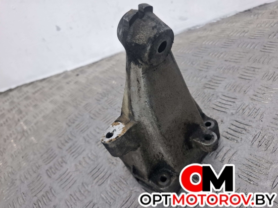 Кронштейн двигателя  Mercedes-Benz Sprinter 2 поколение (W906) 2006 A6462230304 #4