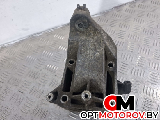 Кронштейн двигателя  Mercedes-Benz Sprinter 2 поколение (W906) 2006 A6462230404 #2