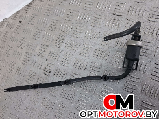 Трубка обратки форсунок  Volkswagen Passat B6 2008  #1