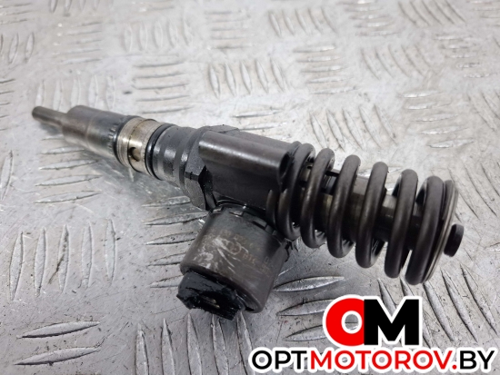 Форсунка топливная  Audi A4 B7 2007 0414720404, 03G130073G #1