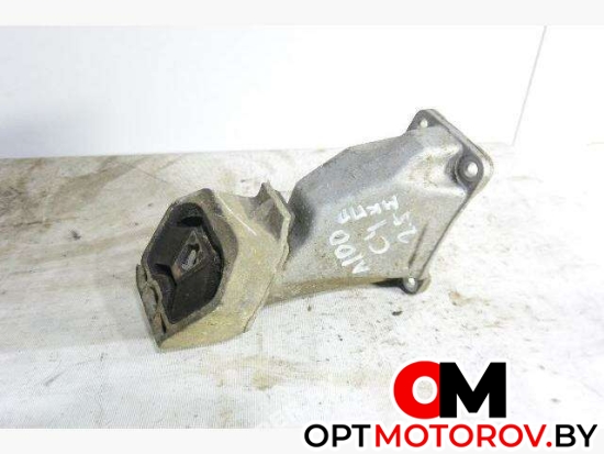 Кронштейн коробки (балка кпп)  Audi 100 4A/C4 1991 4A0399113F #1