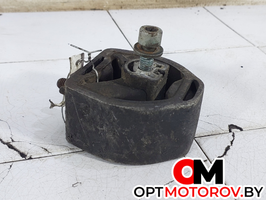 Подушка крепления КПП  Audi A6 4B/C5 2000 8D0399113AB #2