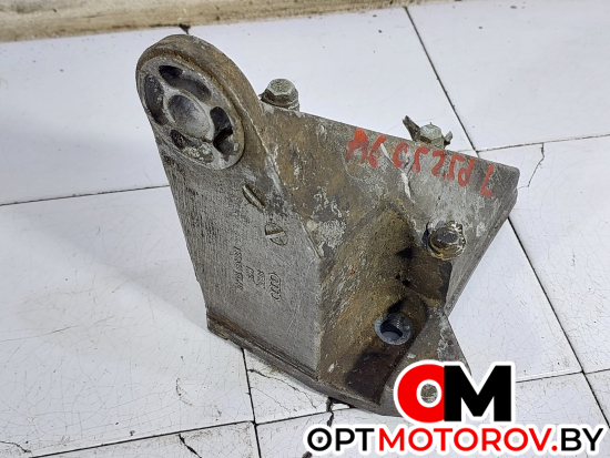 Кронштейн КПП  Audi A6 4B/C5 1998 800399113AH #1