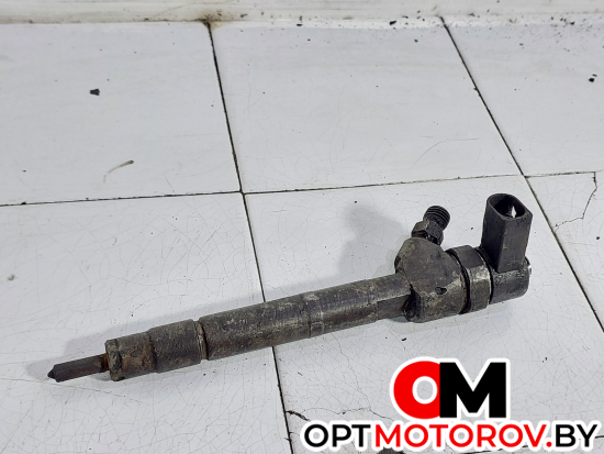 Форсунка топливная  Mercedes-Benz Vito W638 2001 0445110070, A6110700887 #1