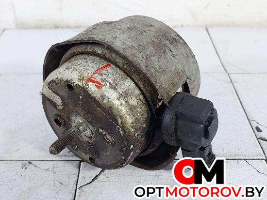 Подушка крепления двигателя  Audi A4 B6 2004 8E0199379E #1