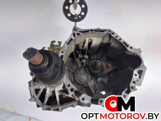 КПП механическая (МКПП)  Toyota Yaris P1 2002 H4DF #1