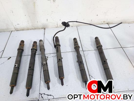 Форсунка топливная  Audi A4 B6 2004 059130201G, 059130202G #1